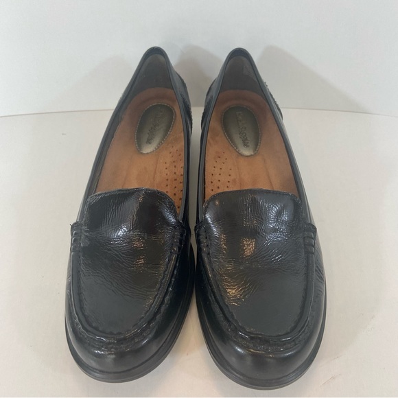 Hush Puppies Shoes - Hush Puppies Black Patent Leather Loafers Size 8.5